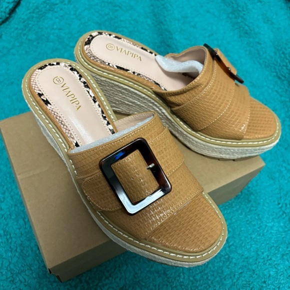 Espadrille Platform Wedge Sandals - Size 8 - Picture 15 of 16